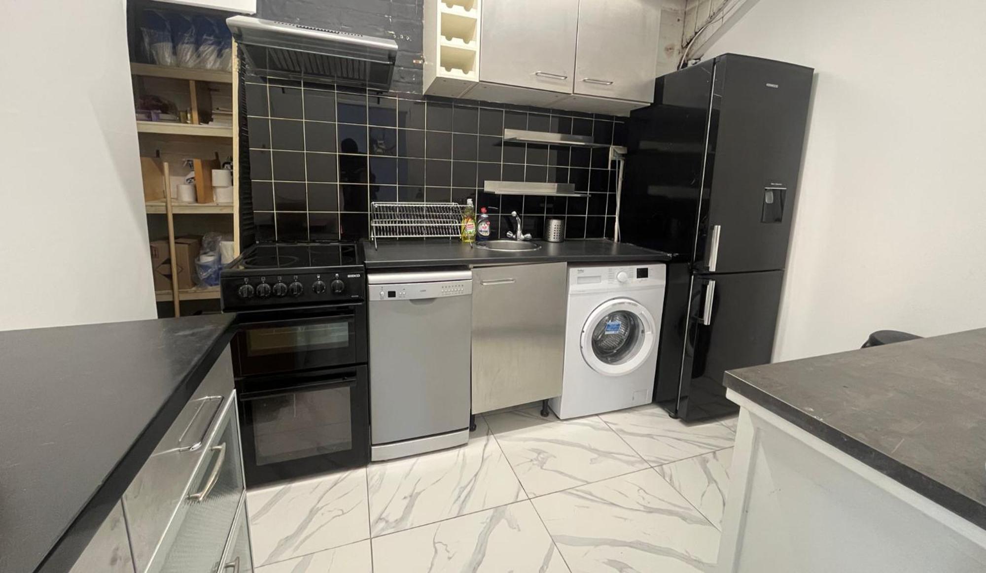 Nifty 2 Bedroom Flat In Goswell Rd London Exterior photo